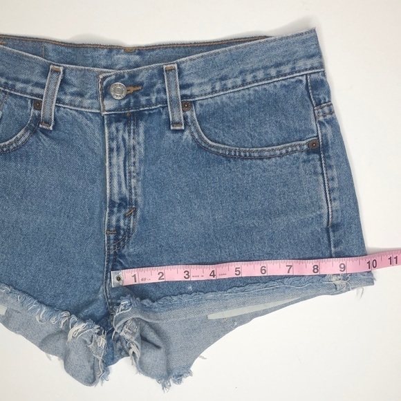 Vintage 505 Levi’s Cutoff Jean Shorts Sz 9 - Picture 9 of 14